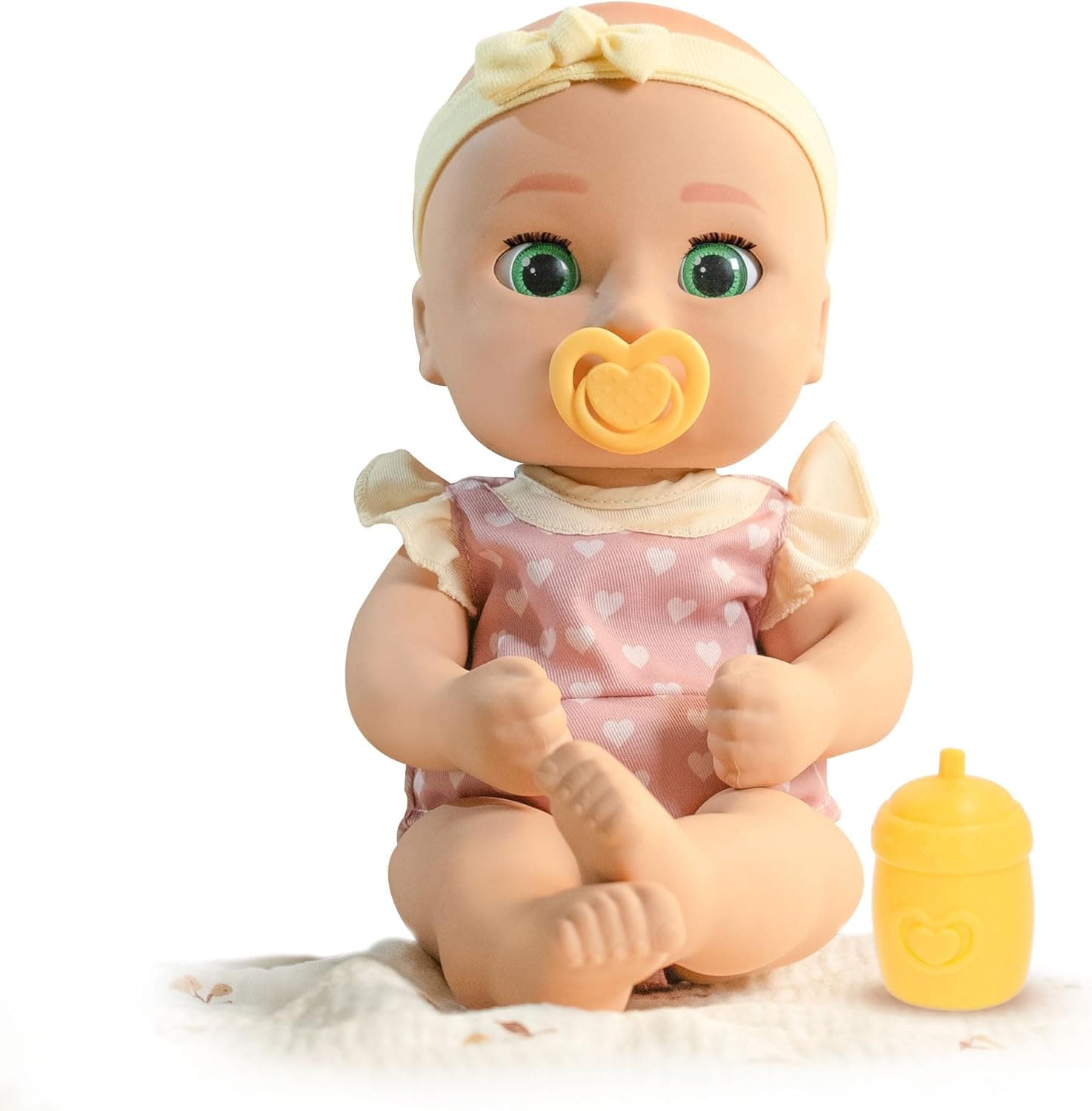 Be Loved Babies Gaby, Muñeca Bebé, Tiene una Textura de Piel Suave e Incluye un Chupete y un Biberón, Juguete Regalo para Niñas y Niños de 18+ Meses