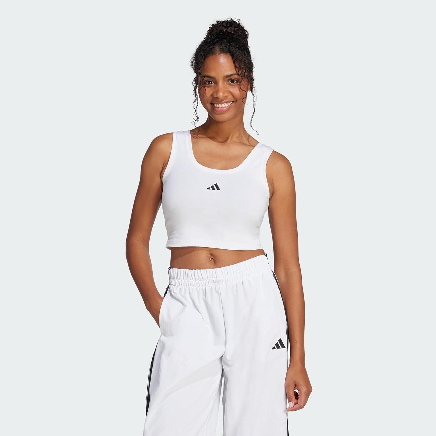 adidas Women's Camiseta de Tirantes Essentials Small Logo Cotton Lifestyle